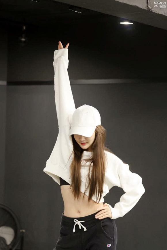 Park Min Young khoe eo thon,Park Min Young,sao Hàn