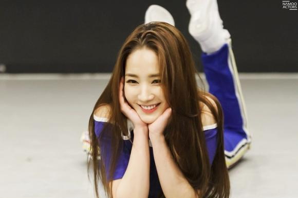 Park Min Young khoe eo thon,Park Min Young,sao Hàn