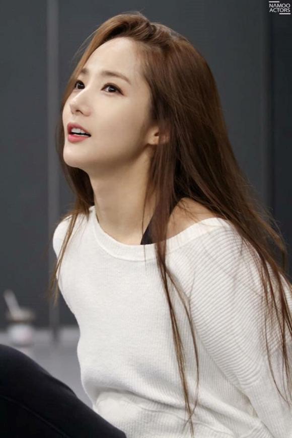 Park Min Young khoe eo thon,Park Min Young,sao Hàn