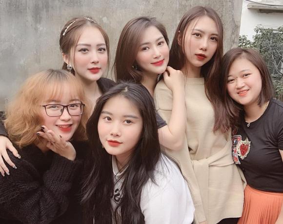 Dàn em họ xinh đẹp của Hương Tràm 11 Ca sĩ hương tràm,em họ hương tràm,nhan sắc em họ hương tràm