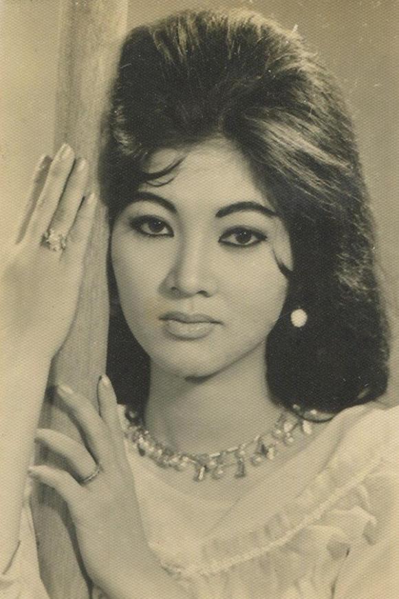 Những mỹ nhân, Cát-xê, việt trinh, kiều trinh, 