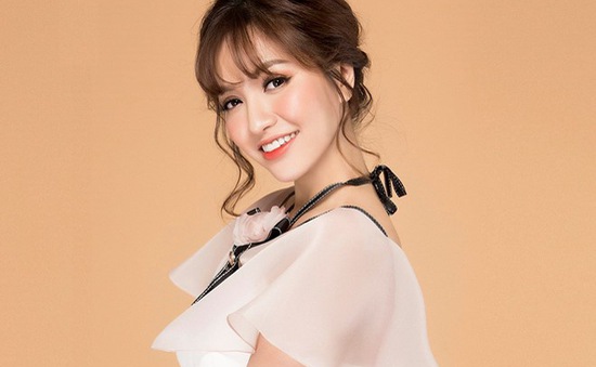 long-may-phap-182-1-ngoisao.vn-w550-h339 4 Lông mày Pháp, Phượng Hồng Kông, Thẩm Mỹ Hồng Kông