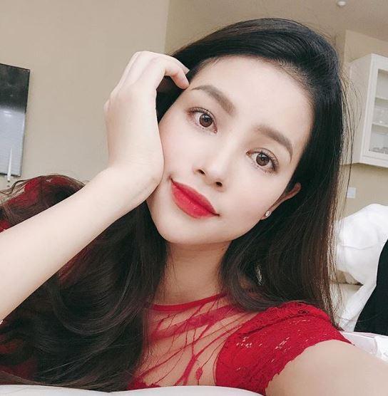 Hoa hậu Phạm Hương, Hoa hậu Phạm Hương đính hôn, Phạm Hương mang bầu