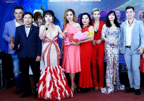 Hoa hậu doanh nhân tài sắc Thế giới 2019, Ca sĩ Cao Hồng