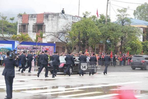 12 cận vệ chạy bộ của Kim Jong-un, Chủ tịch Triều Tiên Kim Jong-un, Kim Jong-un đến Việt Nam
