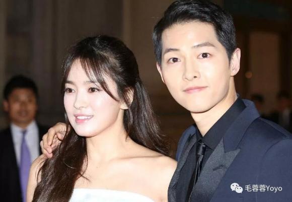 Quế Vân, Song - Song rạn nứt, Song Joong Ki ly hôn Song Hye Kyo