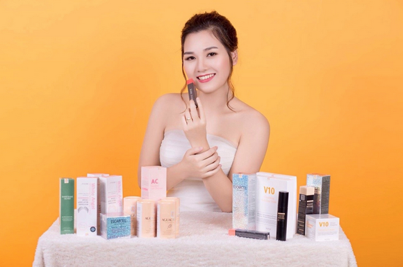 skinaz-33-3-ngoisao.vn-w580-h384 1 Mỹ phẩm SkinAZ, Mỹ phẩm thiên nhiên, Mỹ phẩm Hàn Quốc