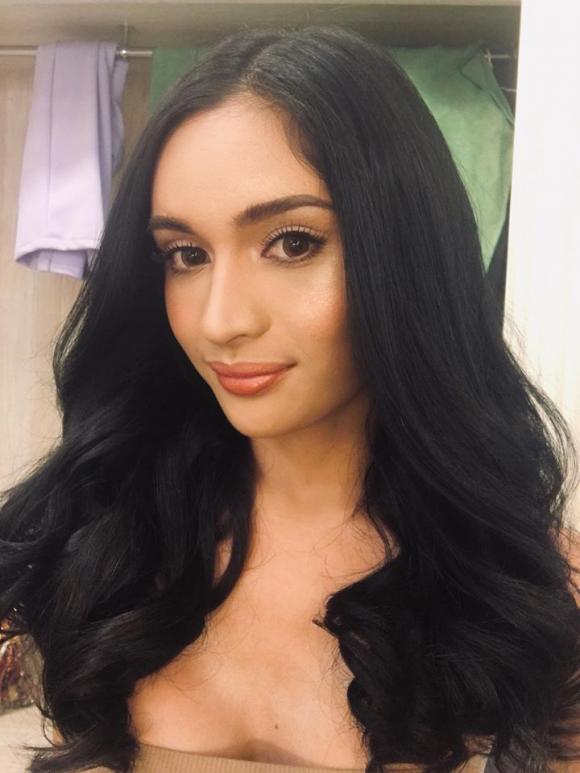 Nicole Flores, Hoa hậu Chuyển giới Quốc tế 2019, Pia Wurtzbach