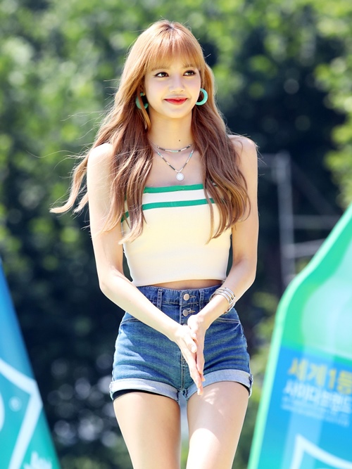 Búp bê di động đẹp nhất Thái Lan, Lisa - Black Pink, Bí quyết làm đẹp