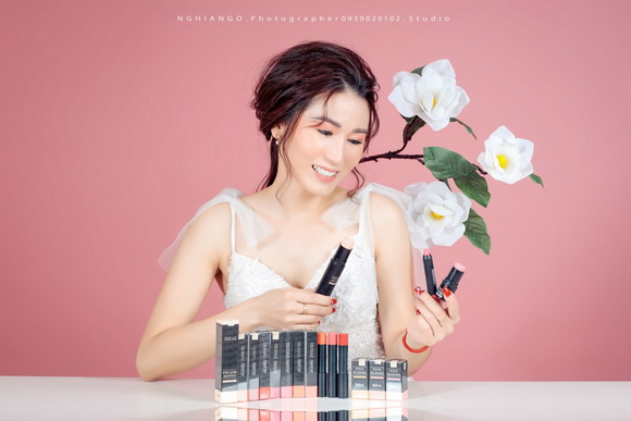 my-na-skinaz-93-4-ngoisao.vn-w580-h387 1 Mỹ phẩm SkinAZ, Mỹ phẩm thiên nhiên, Mỹ phẩm Hàn Quốc