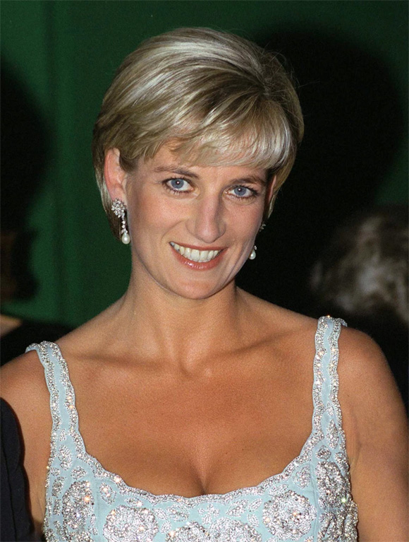 Công nương Diana, Hoàng gia Anh, Ingrid Seward