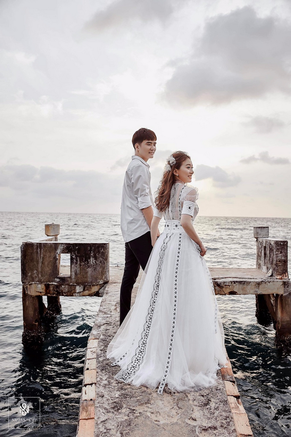 hong-cuc-123-1-ngoisao.vn-w580-h871 3 Hồng Cúc – Long Sơn, Câu chuyện tình yêu, mạng xã hội