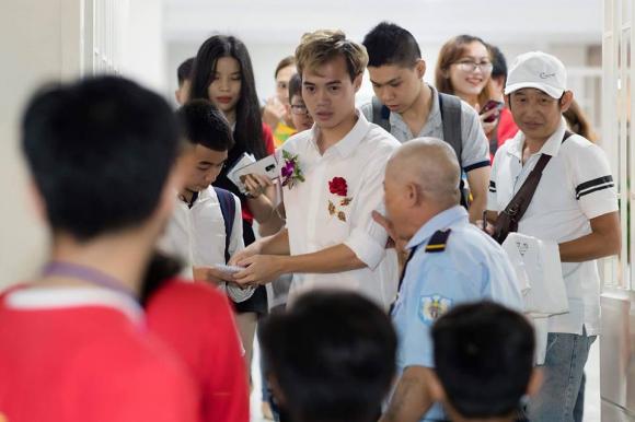 Tiền đạo văn toàn,nguyễn văn toàn,bạn gái văn toàn