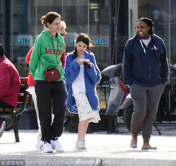 suri cruise, con gái tom cruise, sao hollywood