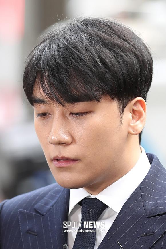 Seungri make up trước khi gặp cảnh sát,Seungri,sao Hàn