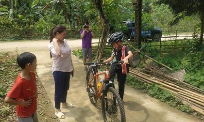 cậu bé đạp xe từ Sơn La xuống Hà Nội, MC Thành Trung, sao Việt