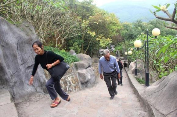 Chùa ba vàng, Gọi vong báo oán, Cô Yến chùa ba vàng