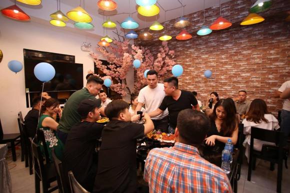 Đinh Ứng Phi Trường, con gái  Đinh Ứng Phi Trường, cuộc sống Đinh Ứng Phi Trường