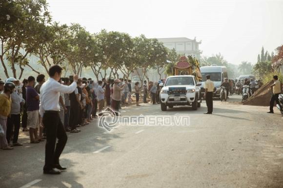 lễ an táng cố nghệ sĩ Anh Vũ, anh vu, an táng, sao việt, nghệ sĩ anh vũ, hồng vân, minh nhí