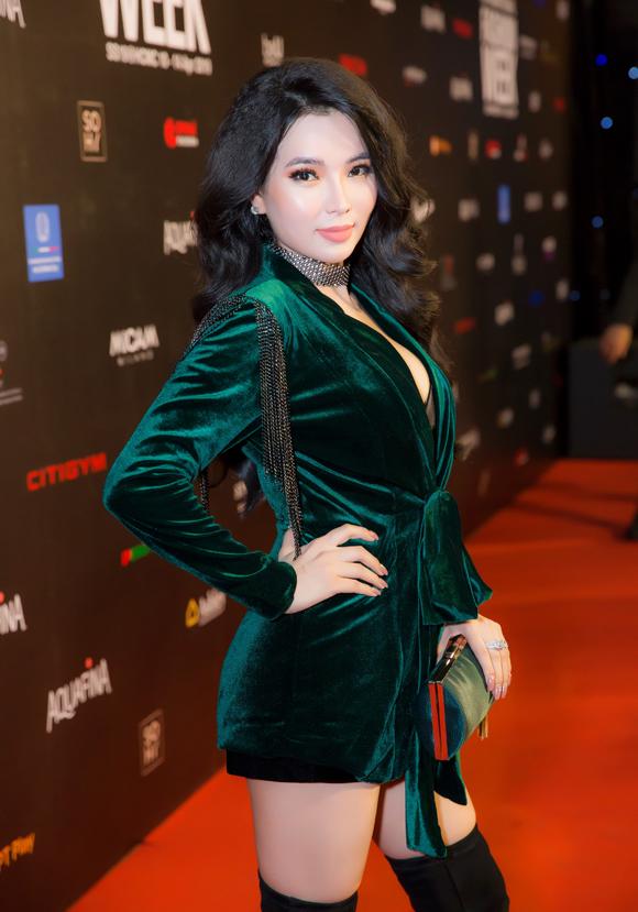 Hoa hậu doanh nhân Thùy Dung tái xuất, mừng Đức Vincie ra mắt bộ sưu tập mới 0 Thùy Dung,Hoa hậu doanh nhân Thùy Dung,Đức Vincie