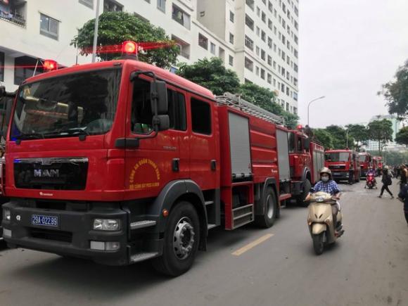 Cháy chung cư Linh Đàm, Hỏa hoạn, Tin nóng