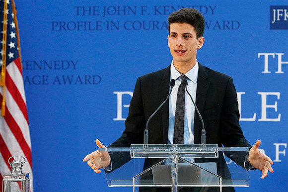 Kendall Jenner, Jack Kennedy Schlossberg, gia đình Kim 