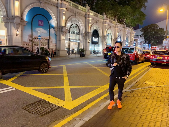 nhat-tinh-anh-164-2-ngoisao.vn-w580-h435 21 Nhật Tinh Anh, Du lịch Hong Kong