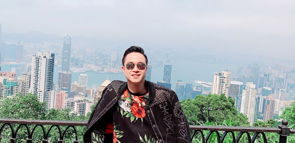 nhat-tinh-anh-164-5-ngoisao.vn-w580-h282 18 Nhật Tinh Anh, Du lịch Hong Kong