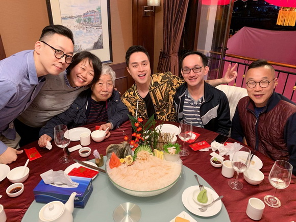 nhat-tinh-anh-164-8-ngoisao.vn-w580-h435 15 Nhật Tinh Anh, Du lịch Hong Kong