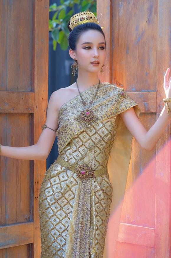 Yoshi Rinrada,Hoa hậu Chuyển giới Thái Lan Yoshi Rinrada,sao Thái Lan