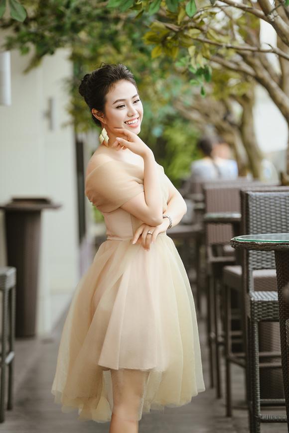 Sai Mai Lương Hải Yến xuất hiện rạng rỡ trước truyền thông 8 Sao mai 2019,quán quân sao mai 2019,ca sĩ lương hải yến