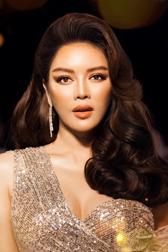 Lý Nhã Kỳ,Hồ Ngọc Hà,sao Việt
