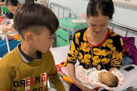 cậu bé đạp xe 100km xuống Hà Nội thăm em, Vì Quyết Chiến, Mạng xã hội