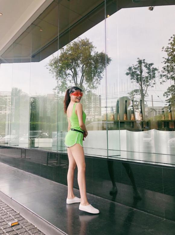 Thời trang mùa hè, Mặc hớ hênh ra phố, Thời trang giới trẻ
