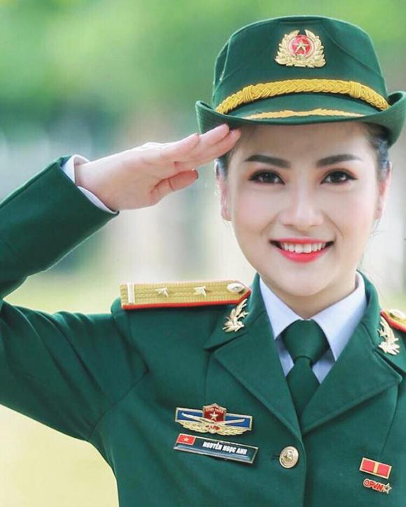 Mc ngọc anh,mc lấy chồng đồng tính,nhan sắc mc lấy chồng đồng tính