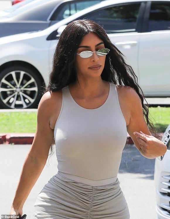 Kim Kardashian,Kim Kardashian thả rông,sao Hollywood