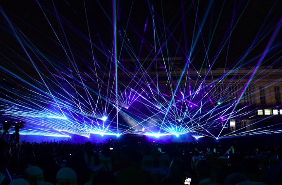 Lay’s – Snack Khoai Tây Số 1* Thế Giới, Á hậu Hoàng Oanh, Ngô Kiến Huy, Chi Pu, Jun Vũ