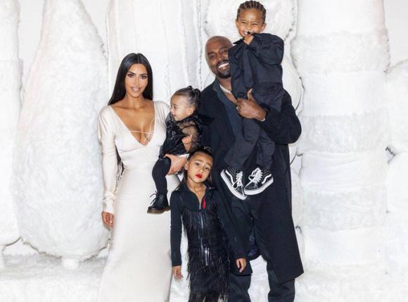 Kim Kardashian,Kanye West,con trai thứ 4 của Kim Kardashian,sao Hollywood