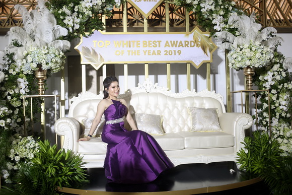 thuy-huynh-135-7-ngoisao.vn-w580-h387 1 Nguyễn Thị Thúy Huỳnh, Top White Best Awards Of The Year 2019, Mỹ phẩm Top White