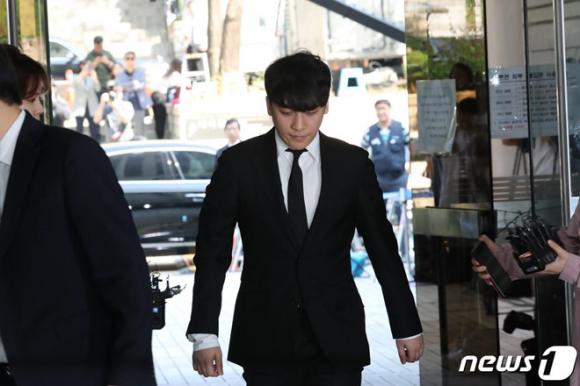 Seungri,Big Bang,Seungri bị kiện,scandal Seungri,Seungri bị bắt,sao Hàn