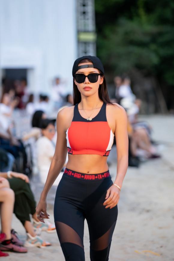 Minh Tú, siêu mẫu Minh Tú, sao việt