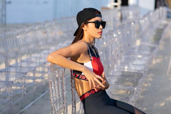 Minh Tú, siêu mẫu Minh Tú, sao việt