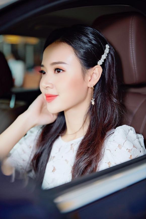 Midu, xế hộp của Midu, hot girl, xế hộp