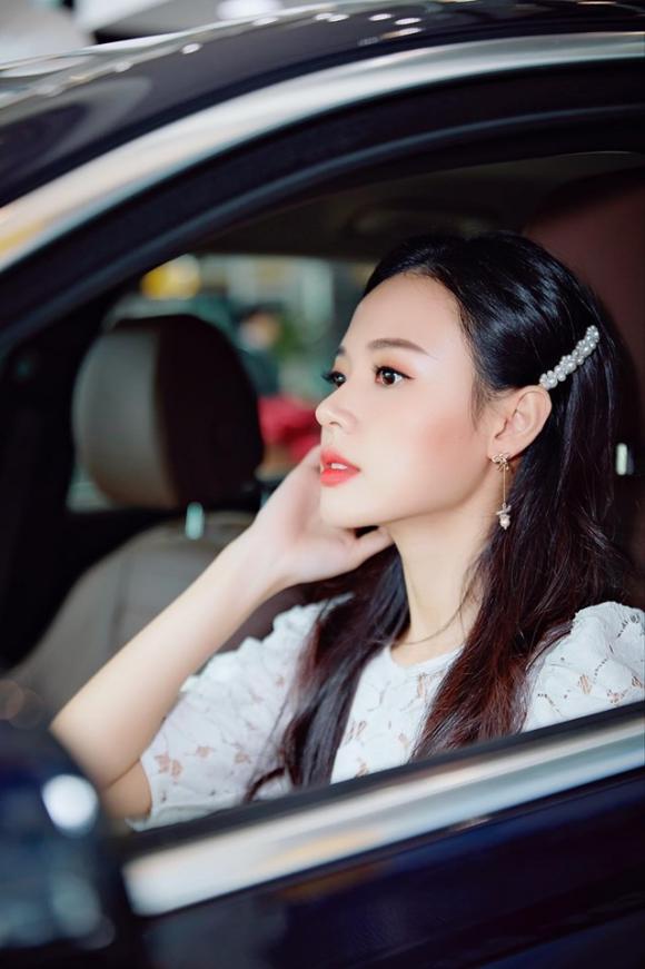 Midu, xế hộp của Midu, hot girl, xế hộp