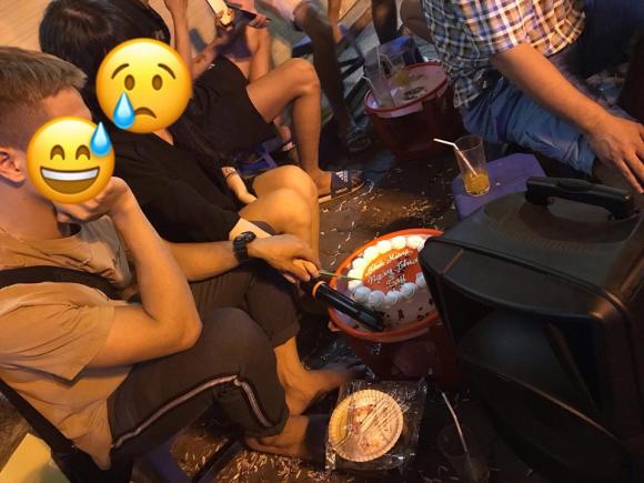 chia tay, tiệc chia tay người yêu, chàng trai chia tay người yêu, tỏ tình