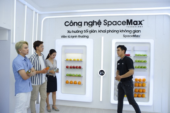 Duy Khánh, Samsung Showcase, SpaceMax