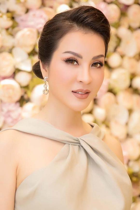 MC Thanh Mai, hoa hậu Hà Kiều Anh, hoa hậu Giáng My, sao Việt