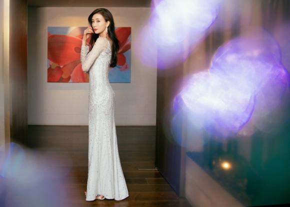 Hình ảnh Lâm Chí Linh diện váy cưới khiến fan mong đợi ngày cưới với ca sĩ người Nhật 8 Lâm Chí Linh,sao Hoa ngữ,Lâm Chí Linh kết hôn
