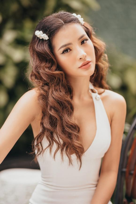 ca sĩ Phương Trinh Jolie, sao Việt