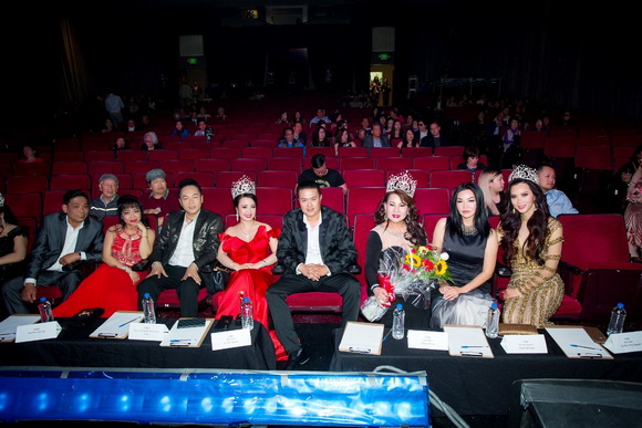 Hoa hậu Phu nhân Lê Ngọc Dung, Hoa hậu Phu nhân Quốc tế, Minh Chánh Entertainment